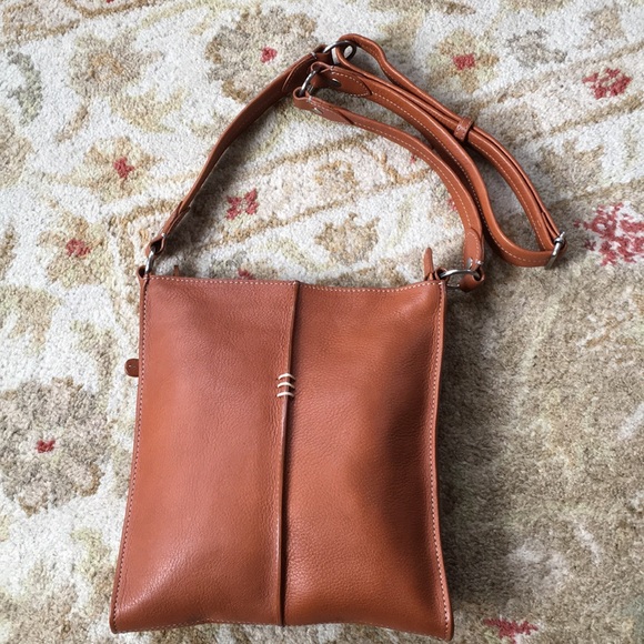 Ellington Handbags - Ellington leather crossbody handbag NWOT